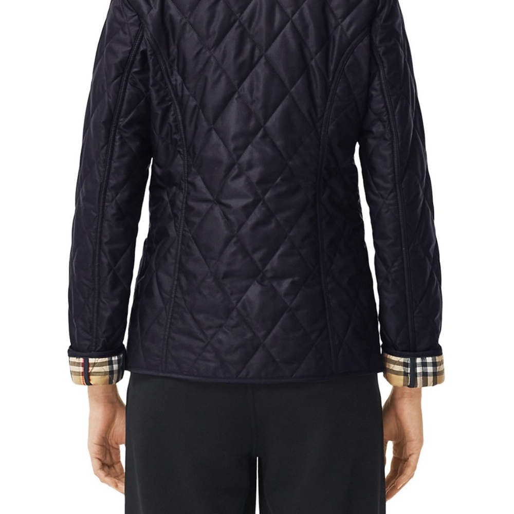 COPY - Burberry Fernleigh Quilted Logo Jacket - Picture 2 of 3
